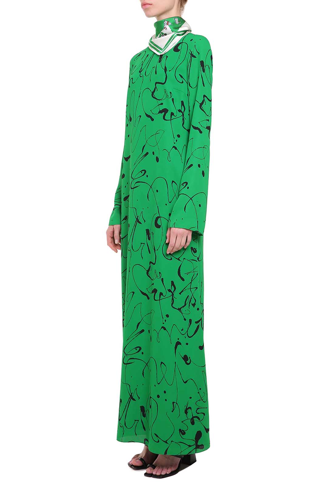 Green maxi printed dress with silk carré