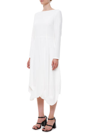 Біла сукня міді