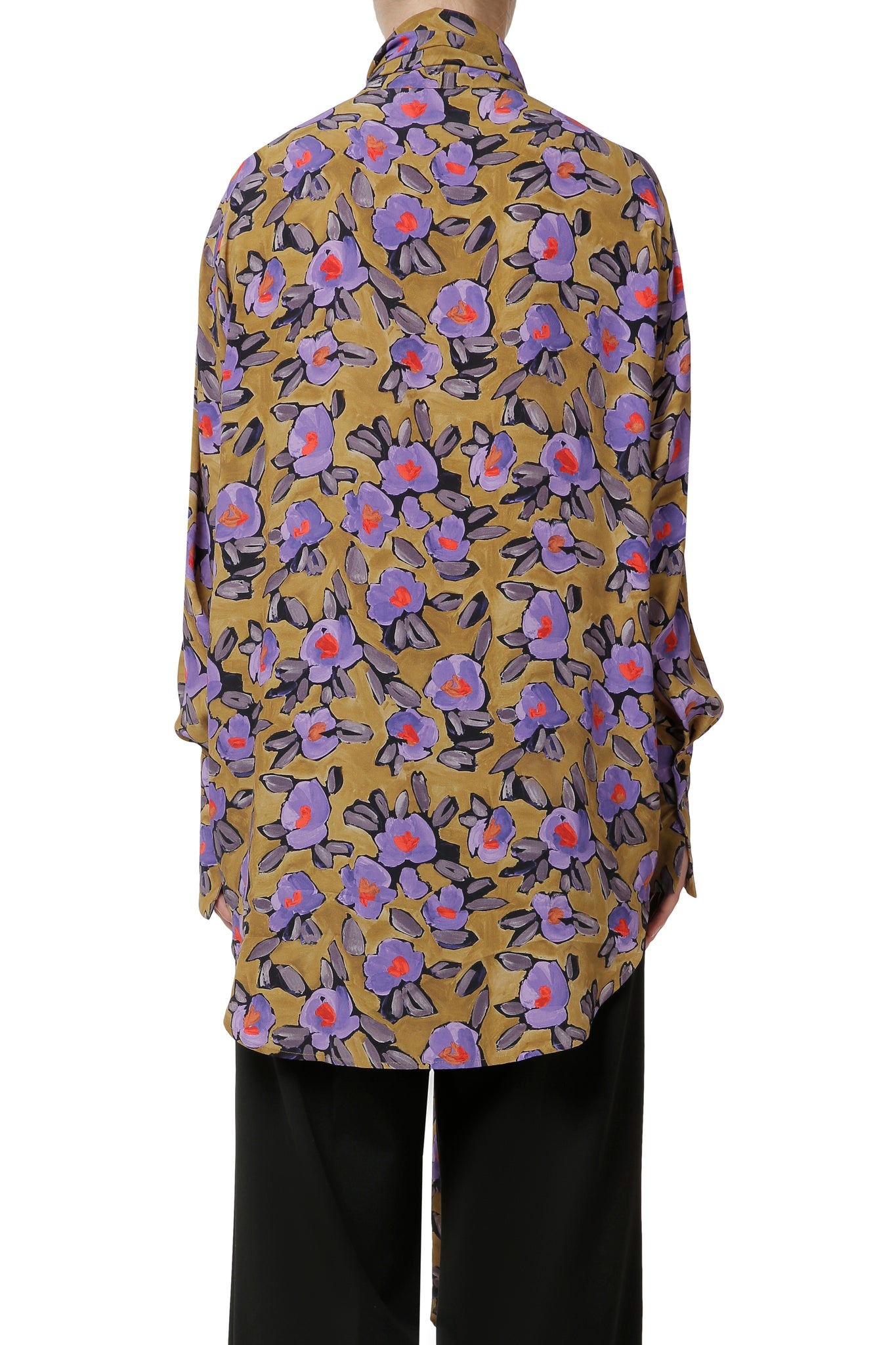 Floral blouse with ties on the neck